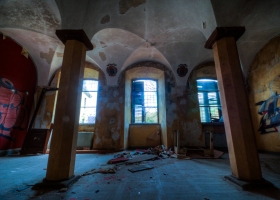 Lost Place Kloster (65)