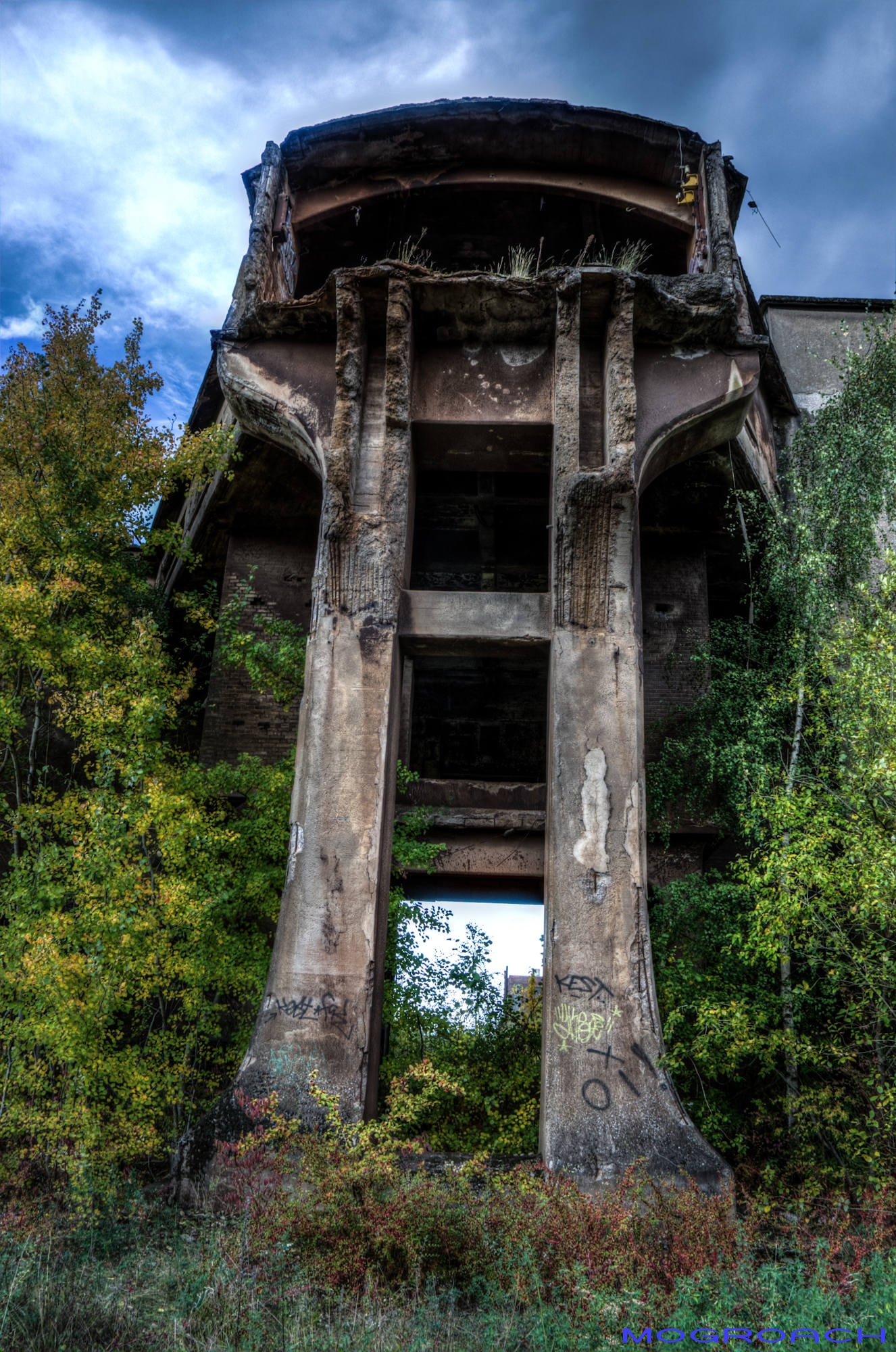 Lost Place Terre Rouge Mogroach 