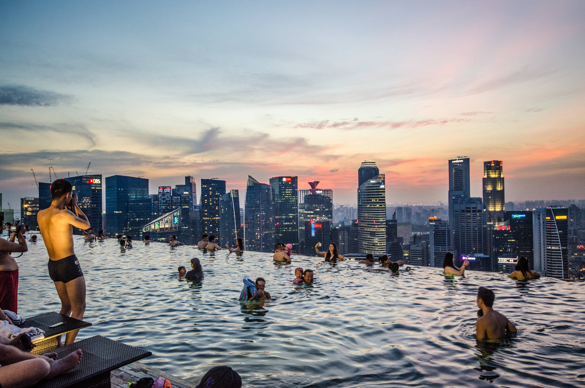 Marina Bay Sands Singapur Infinity Pool Mogroach